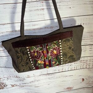 Elegant‎ Floral Embroidered Tote Bag